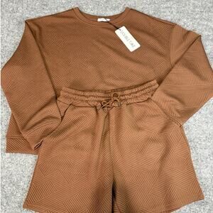 Double Take Chocolate Brown Quilted Sweatshirt & Shorts Set NWT Size M